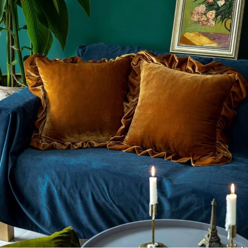 New Luxurious Velvet Ruffled Pillows - Gold
Set of Two